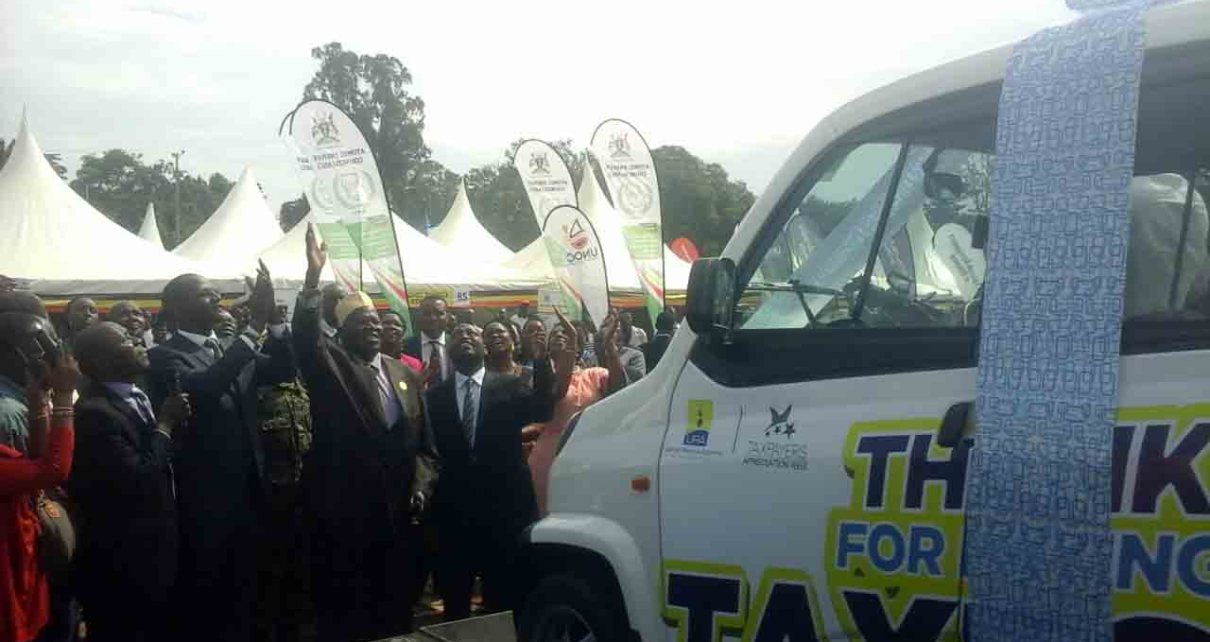 Government officials launch the 2018 taxpayer appreciation week
