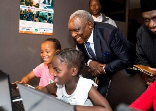 South African Minister of Telecommunications, Postal Services_ Dr Siyabonga Cwele_ celebrated International Teachers Day at the SAP Africa Code Week 2018 launch held in Johannesburg on Friday. Pictured above, Hon. Dr Siyabonga Cwele showcased the importance of computer code to sisters, Nosipho and Karabo Mayisa. This year's Africa Code Week initiative aims to empower more than 600,000 youth across 36 African countries during the month of October.
