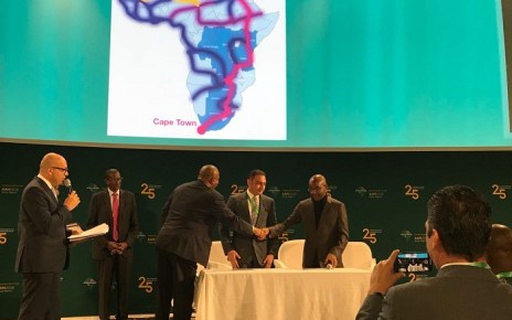 Telecom Egypt will use the network to connect Egyptian businesses to the rest of Africa, whilst also partnering with Liquid Telecom to build data centres across Egypt.