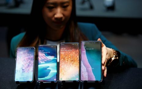 The newly unveiled products consist of three models -- the cheaper S10e, the standard S10 and the S10 Plus
