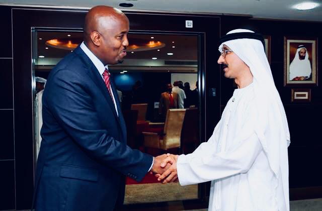 Ambasadour Omar Bashe Awil (Left) shakes hands with Sultan Bin Sulayem, the Chairman and CEO of DP World, one of the leading UAE companies investing in Somaliland. Bashe represented Somaliland in UAE when the trade deals were signed making Somaliland the leading Africa’s investment destination for the UAE