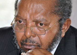 Despite the ongoing conversation that some Bank of Uganda officials printed an extra Ush90b, which was suspiciously loaded on a BoU chartered plane into Uganda’s economy, Governor Emmanuel Tumusiime Mutebile has this afternoon decided to maintain the Central Bank Rate at 10% amidst the fears.