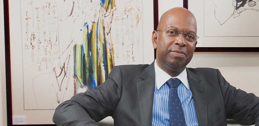 Safaricom Kenya Chairman Nicholas Nganga has this morning announced the passing away of the company Chief Executive Officer Bob Collymore.