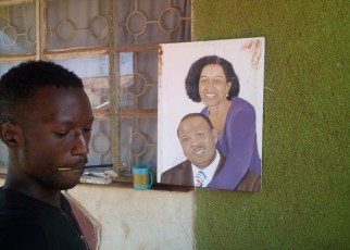 After graduating from Makerere University with a Bachelor’s Degree in Business Administration,  Steven Oketa discovered that he has a talent in painting.