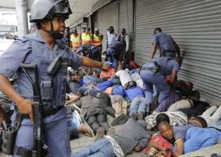 As of Monday this week, the South African Police has reported that it has arrested 639 people related to the xenophobic attacks that recently happened in South Africa causing a number of foreign nationals mostly Nigerians to flee the country.
