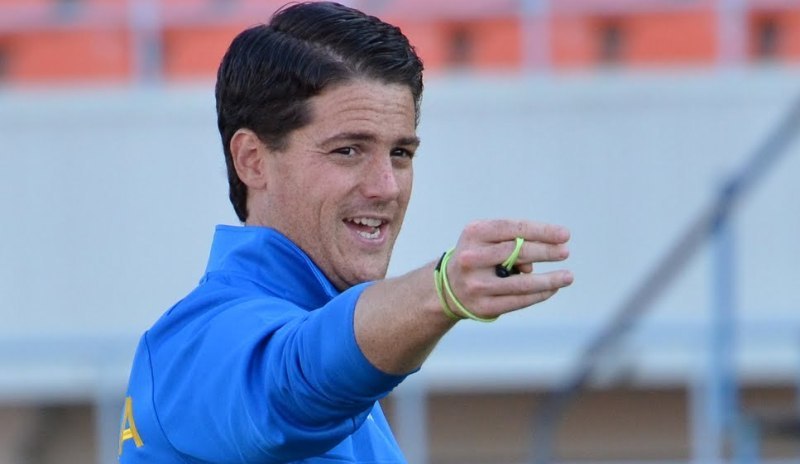 Northern Irishman Jonathan McKinstry who is a UEFA Pro licensed football manager has this morning been unveiled by the Federation of Uganda Football Associations (FUFA) as the New Head Coach of Uganda’s Senior Men Football Team ‘the Uganda Cranes’ replacing Frenchman Sebastien Desabre who left for Egyptian Premier League outfit Pyramids FC.