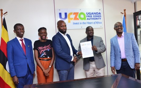 Uganda Free Zones Authority (UFZA) has issued two Developer’s Licenses to M/s BlockChain Technologies (U) Limited and M/s Shree Modern Textiles Ltd to develop Free Zones in Kampala and Jinja Districts respectively.