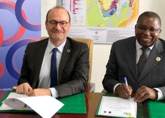 The French Development Agency (AFD) - represented by its CEO Rémy Rioux - and the Commission of African Union - represented by Albert Muchanga, Commissioner for Trade and Industry have signed their first Memorandum of Understanding worth EUr 1.5 million.