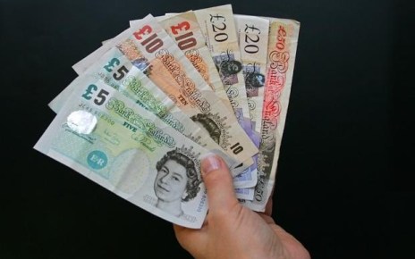 The Uganda Shilling began the week the stronger currency as it pushed the U.S. dollar to a new low.