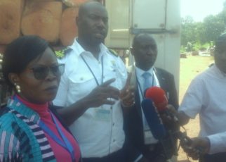 The URA commissioner customs Dicksons Kateshumbwa (2nd right) addresses the media in Nakawa, Kampala on January 31 2019