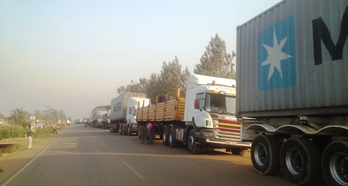 Vehicles with a gross weight of 3,500 kg and more have to be weighed at every weighbridge they pass through.
