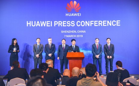 Guo Ping, Rotating Chairman of Huawei(5th left); Dr.Song Liuping, Senior Vice President and the Chief Legal Officer for Huawei(4th left); John Suffolk, Senior Vice President and Global Cyber Security & Privacy Officer(GSPO) for Huawei(3rd left); Glen D. Nager, Partner at Jones Day, Lead Counsel of this action(2d right); Dr.Yang Chaobin, President of Huawei’s 5G Product Line(right); Li Dafeng, Executive Member of the Supervisory Board, Director of the ICT Infrastructure Managing Board Office(Left).