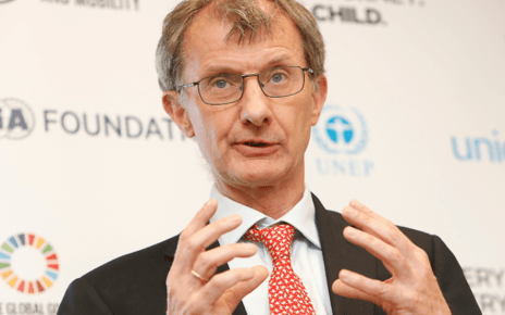 As global business and political leaders gather in Davos for the World Economic Forum’s annual meeting, they should ask themselves one big question: Will the world achieve the ambitious Sustainable Development Goals for 2030? Or will the SDGs – with their targets for eradicating extreme poverty, ending preventable child deaths, expanding educational opportunity, and averting a climate disaster – join the long list of enthusiastically endorsed global pledges that go unfulfilled?