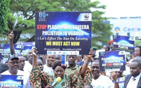 Uganda’s State Minister for Environment Beatrice Atim Anywar has asked the general public to take immediate action against plastic and kaveera pollution.